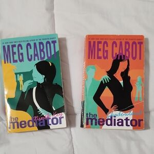 Meg Cabot "The Mediator" Paperback Duo - Teal & Orange Covers